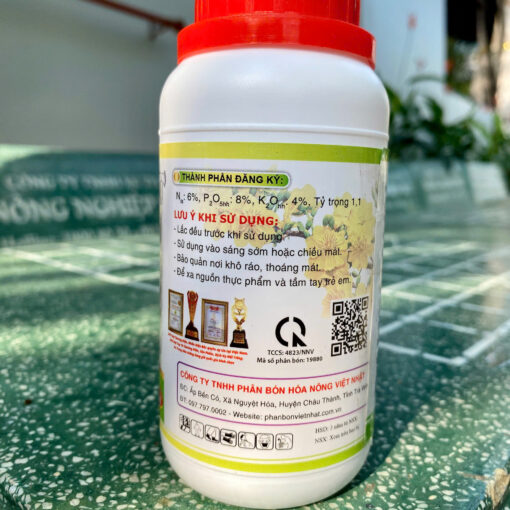 Max Flower Siêu Tạo Nụ 250ml mặt sau